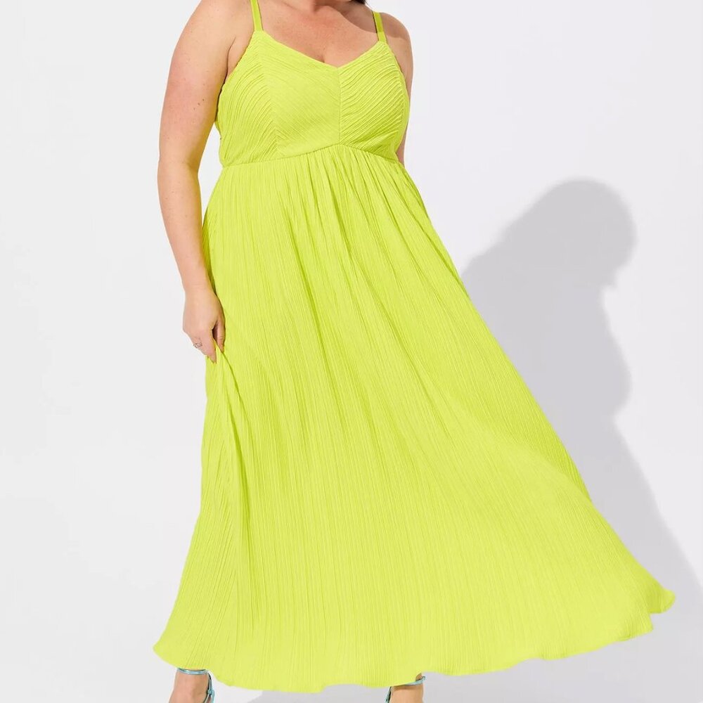 NWOT Torrid Maxi Plisse Pleated Dress 4X